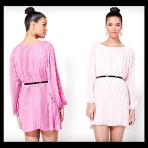 Pleated (light) pink dress (belt not included)